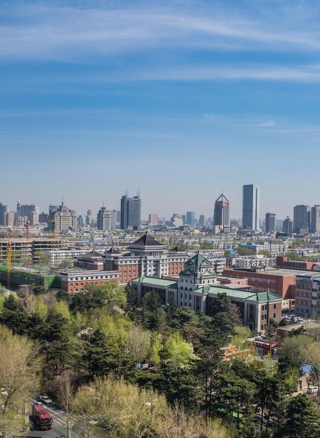 长春之光，学习、变化与自信的力量铸就辉煌之路